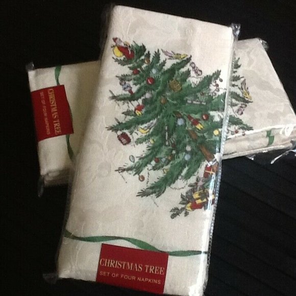 8 brand new Spode Christmas Tree Fabric Napkins w/ GREEN Trim - Picture 4 of 10